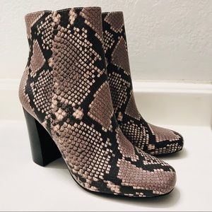 Steve Madden Snake Print Round Point booties